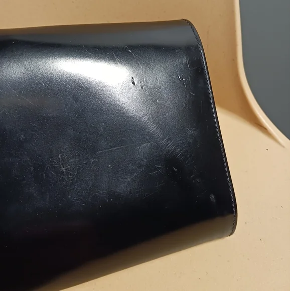 Prada Black patent leather wallet, checkbook - Picture 7 of 16
